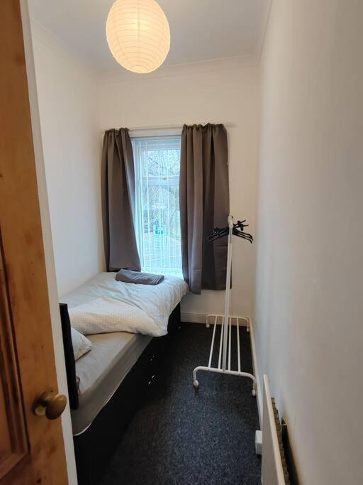 Apartment Church View House,2bed,brighouse Location *