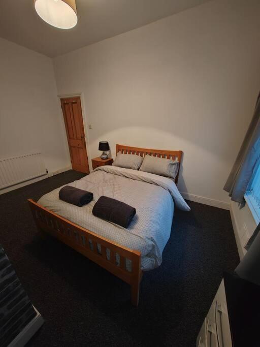 Church View House,2bed,brighouse Location *
