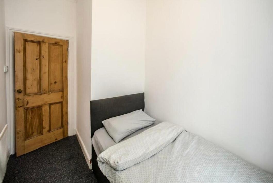 Church View House,2bed,brighouse Location Апартаменты Брайтхаус