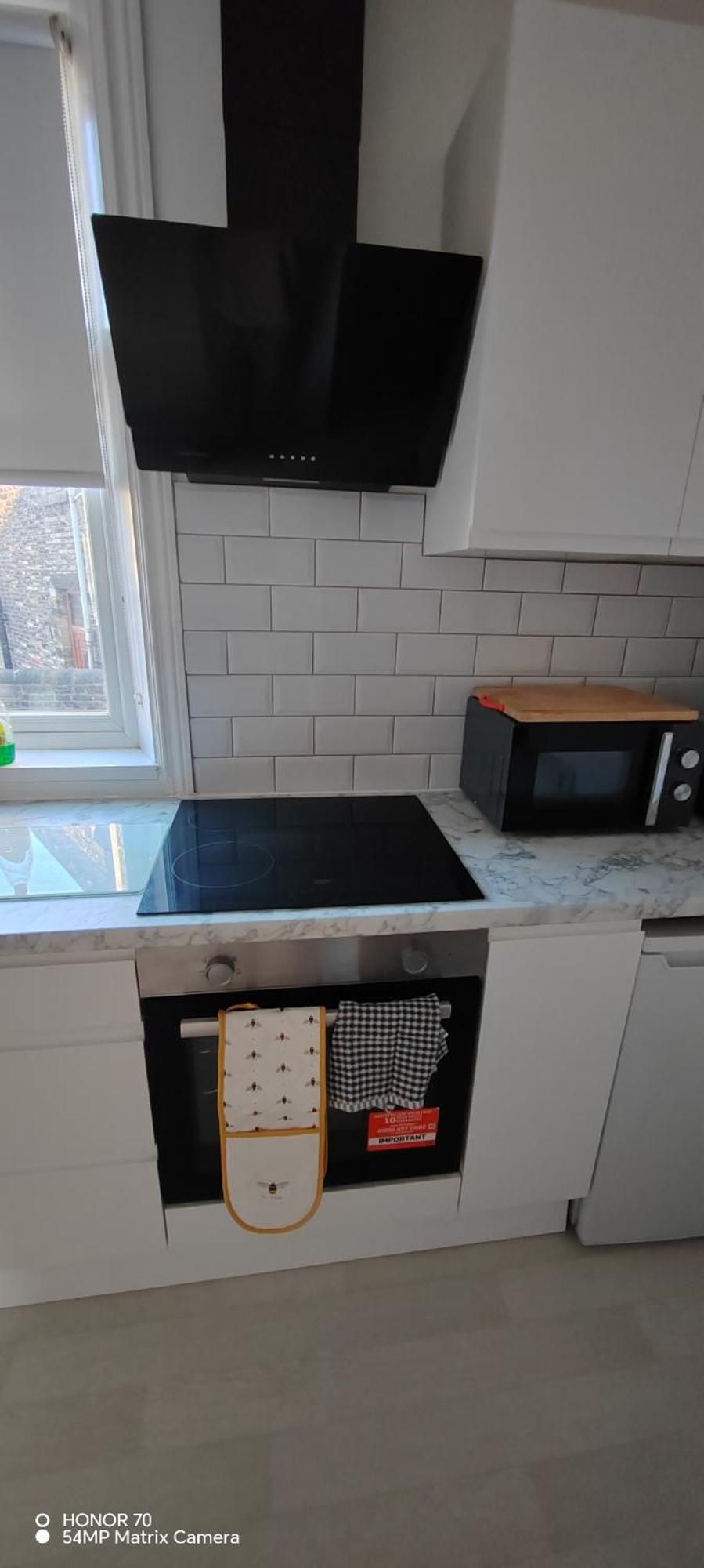 Church View House,2bed,brighouse Location Apartment