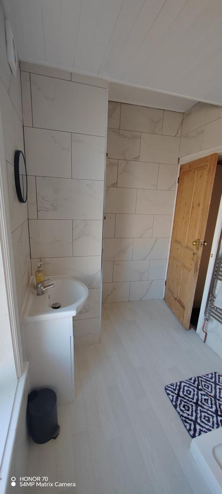Church View House,2bed,brighouse Location Apartment *